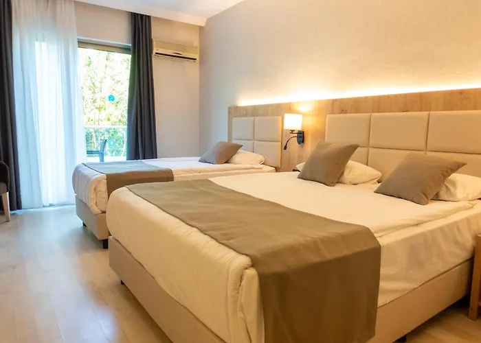 Sultan Of Hotell Side